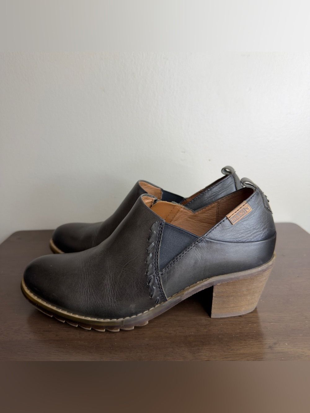 Pikolinos Gray Leather Andorra Ankle Boots Sz 8 womens